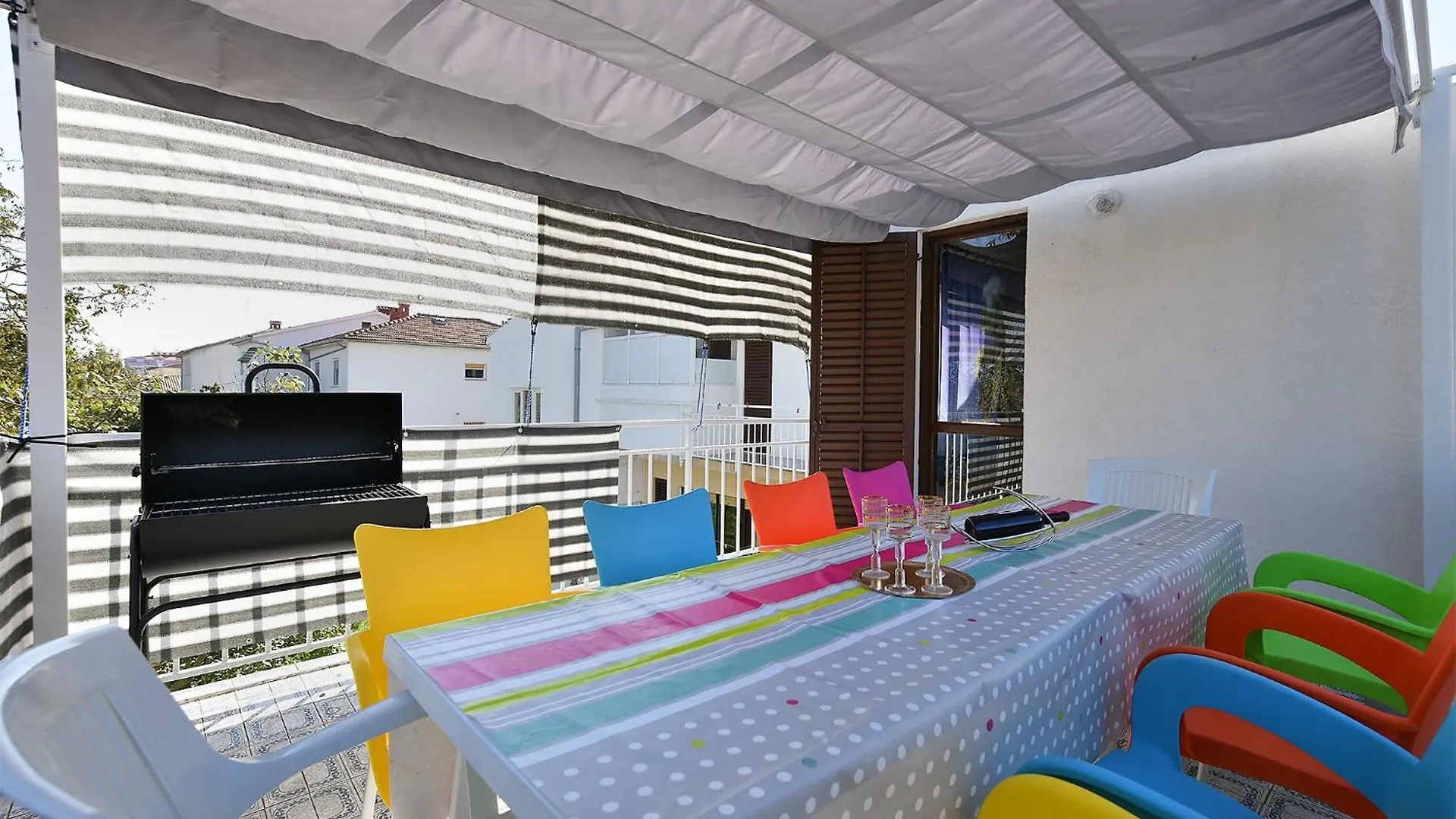Apartments Mala Vala 925 - Adapted